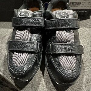 Dr. Comfort Diabetic Black and Gray Sneakers - new with box